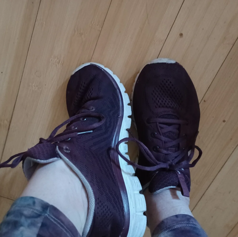 We’ll worn old work tennies - Picture 1 of 2